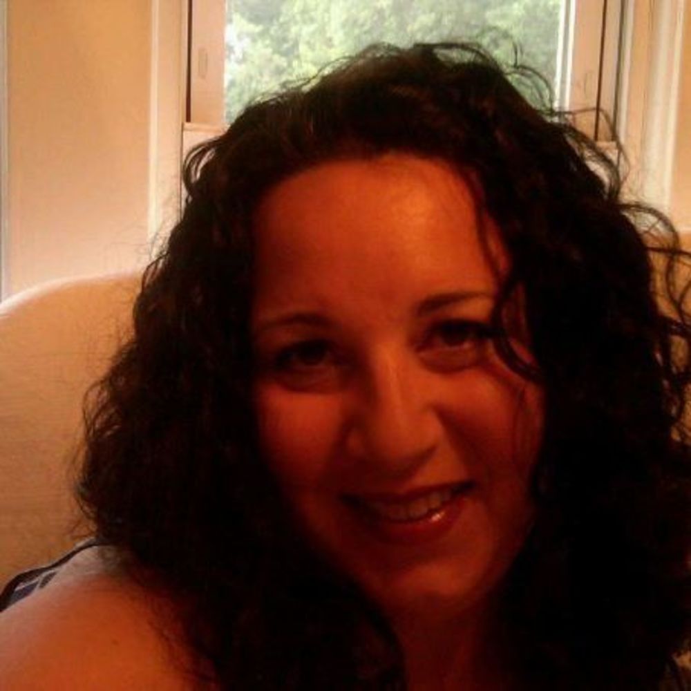 Meet your Posher, Ilena